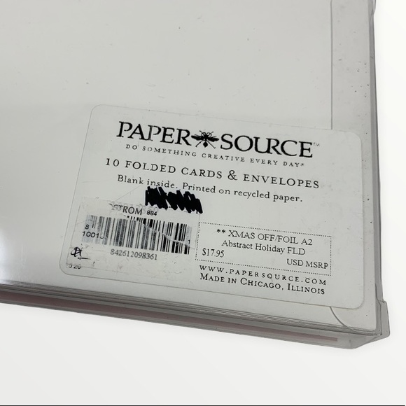 Paper Source "Merry Christmas" 10 Folded Cards and Envelopes - Picture 2 of 2